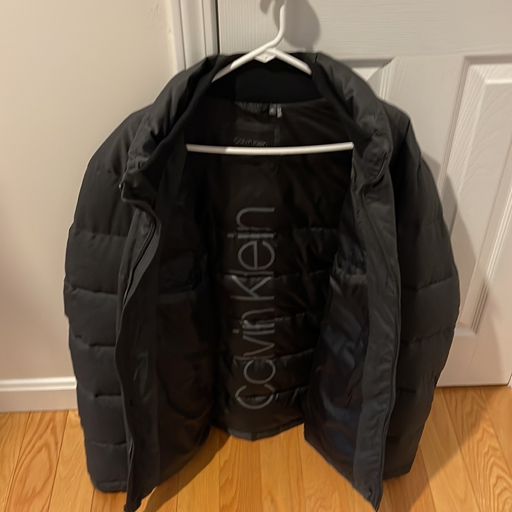 Calvin Klein winter coat extra large in black.